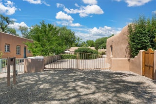 Image for 115 W Santa Fe Avenue J