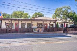 Image for 808 Canyon Road