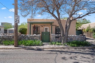 Image for 842 W Manhattan Avenue