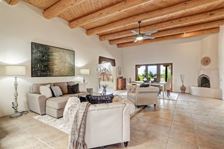 Image for 6 Chapala
