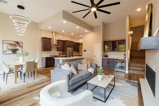 Image for 742 Avenida Veracruz 41
