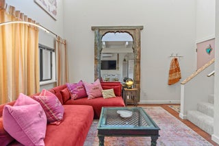 Image for 730 Columbia D