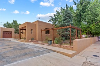 Image for 845 Gilmore