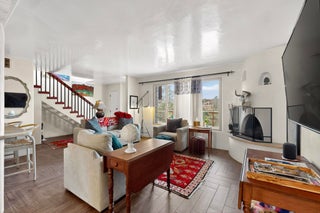 Image for 320 Artist Road 14