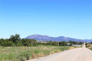 Image for 2 Range Road