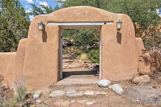 Image for 10 La Luz Trail NE
