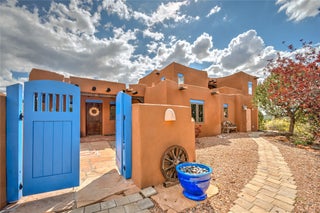 Image for 69 Ranchos Canoncito