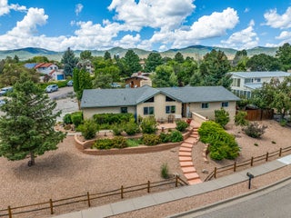 Image for 585 Navajo