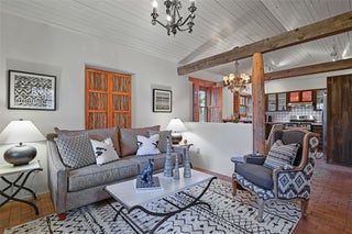 Image for 654 San Francisco B