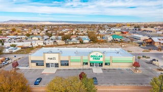 Image for 402 Carr Lane