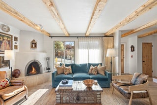 Image for 320 Artist Road 92