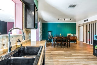 Image for 613 Jane Street NE