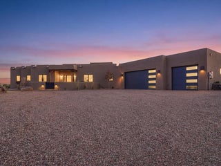 Image for 33 Tierra Grande